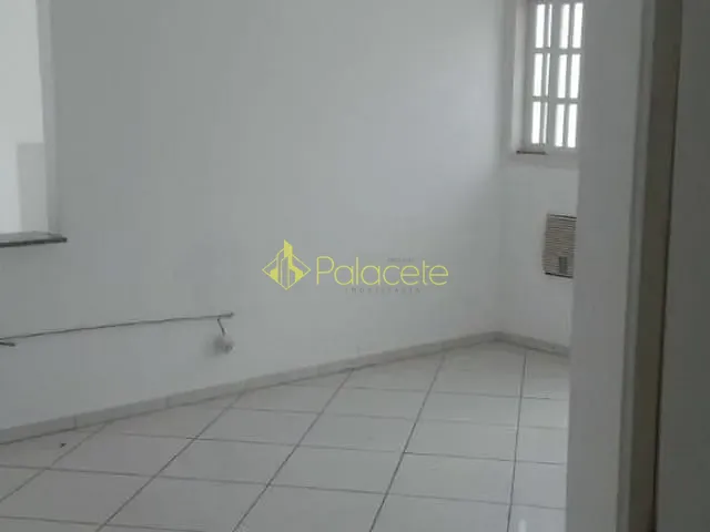 Casa 2 quartos e 1 banheiro, à venda, no bairro Loteamento Residencial Andrade em Pindamonhangaba
