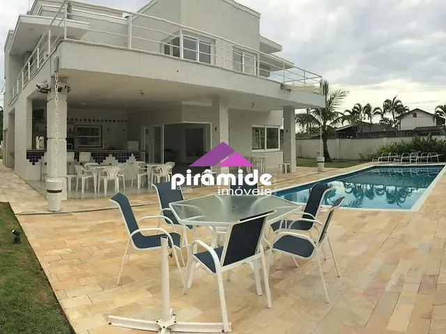 Casa com 1000m² 5 quartos e 6 banheiros, à venda, no bairro Praia das Palmeiras em Caraguatatuba
