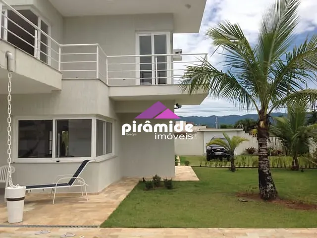 Casa com 1000m² 5 quartos e 6 banheiros, à venda, no bairro Praia das Palmeiras em Caraguatatuba