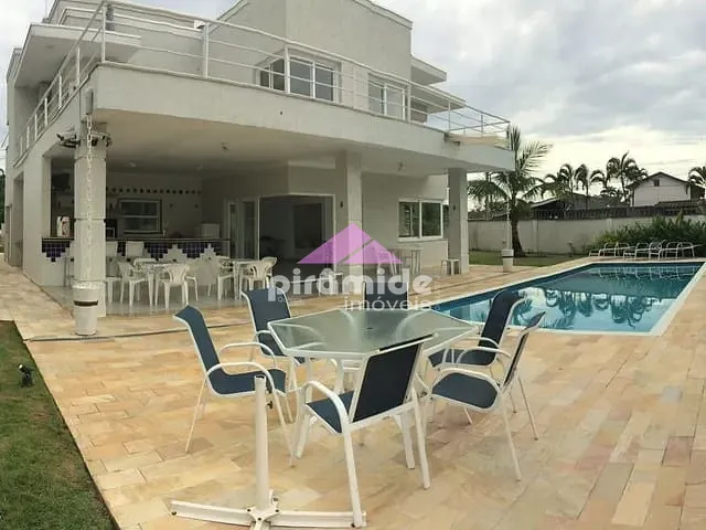 Casa com 1000m² 5 quartos e 6 banheiros, à venda, no bairro Praia das Palmeiras em Caraguatatuba