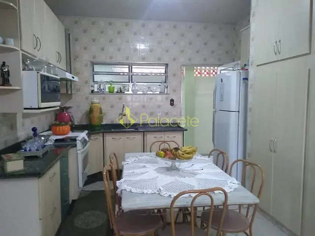 Casa com 250m² 3 quartos e 4 banheiros, à venda, no bairro Estiva em Taubaté