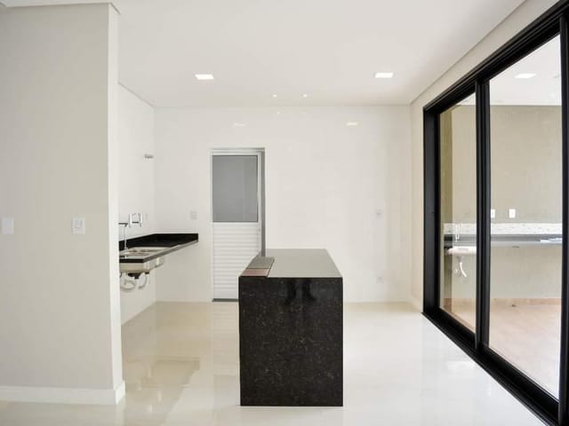 Casa com 245m² 4 quartos e 3 banheiros, à venda, no bairro Jardim Baronesa em Taubaté