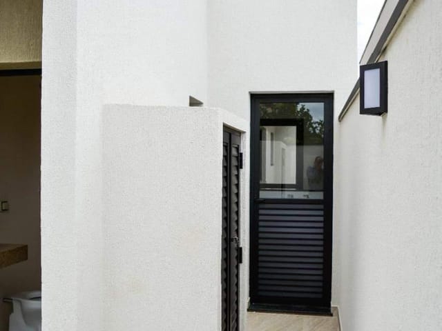 Casa com 245m² 4 quartos e 3 banheiros, à venda, no bairro Jardim Baronesa em Taubaté