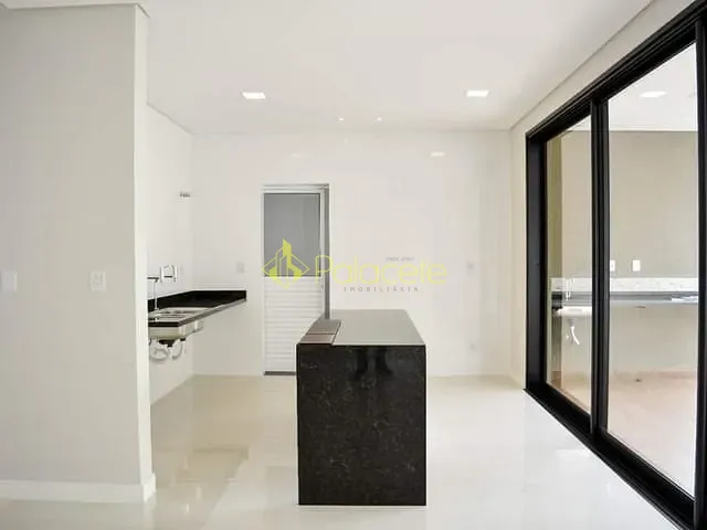 Casa com 245m² 4 quartos e 3 banheiros, à venda, no bairro Jardim Baronesa em Taubaté