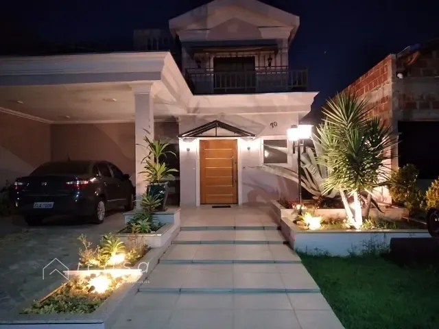 Casa com 253m² 3 quartos e 3 banheiros, à venda, no bairro Village das Flores em Caçapava