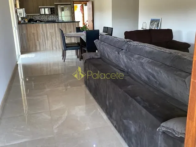 Casa com 1000m² 3 quartos e 2 banheiros, à venda, no bairro Barreiro em Taubaté
