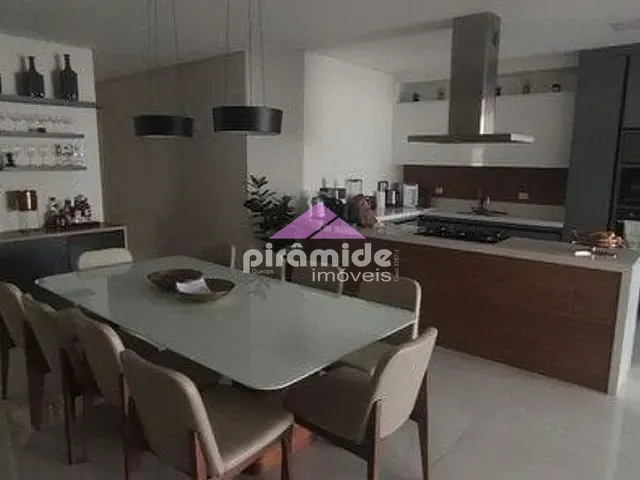 Casa com 760m² 5 quartos e 7 banheiros, à venda, no bairro Urbanova em São José dos Campos