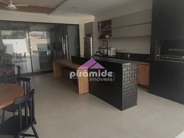 Casa com 760m² 5 quartos e 7 banheiros, à venda, no bairro Urbanova em São José dos Campos