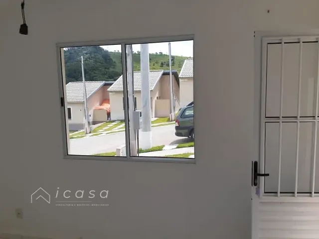 Casa com 147m² 2 quartos e 1 banheiro, à venda, no bairro Jardim Luciana em Jambeiro