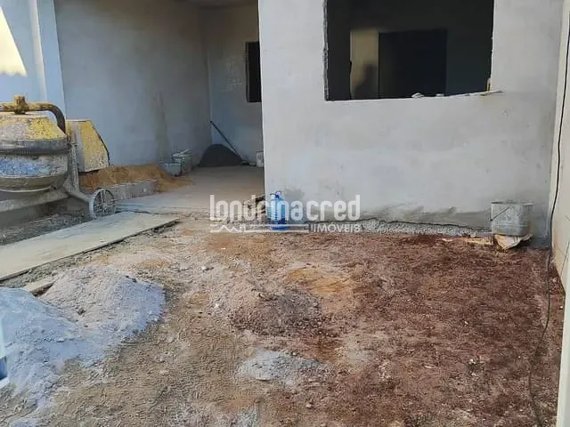 Casa com 150m² 3 quartos e 2 banheiros, à venda, no bairro Leonor em Londrina