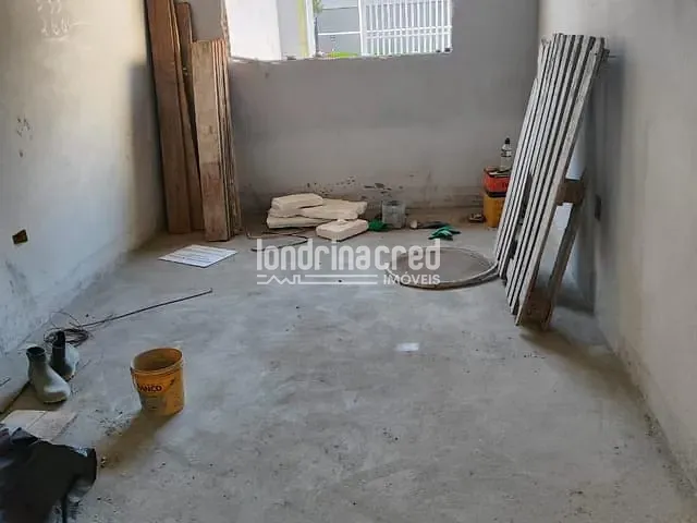 Casa com 150m² 3 quartos e 2 banheiros, à venda, no bairro Leonor em Londrina