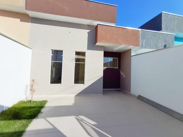 Casa com 160m² 3 quartos e 2 banheiros, à venda, no bairro Jardim Oásis em Taubaté