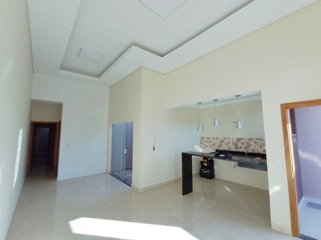 Casa com 160m² 3 quartos e 2 banheiros, à venda, no bairro Jardim Oásis em Taubaté
