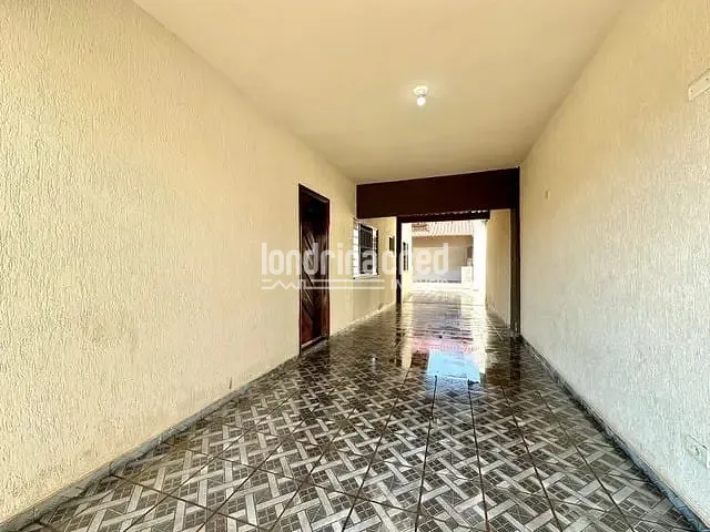 Casa com 300m², à venda, no bairro Indusville em Londrina