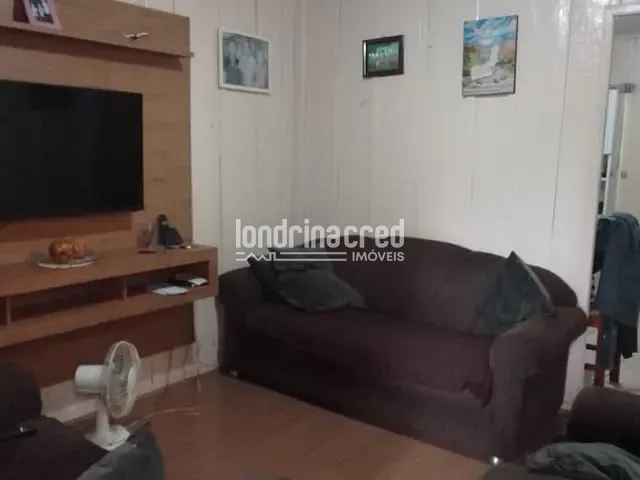 Casa com 255m² 4 quartos e 2 banheiros, à venda, no bairro Hedy em Londrina