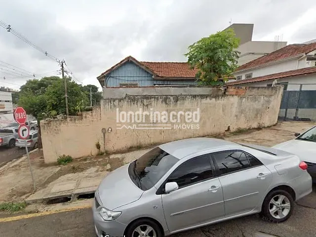 Casa com 255m², à venda, no bairro Jardim América em Londrina