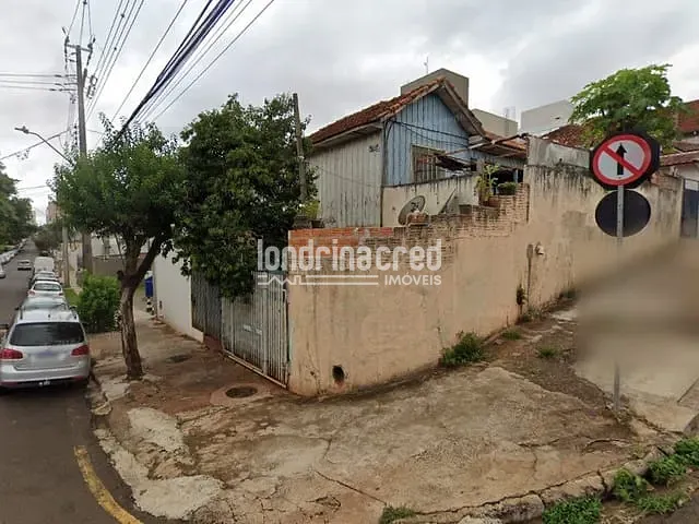 Casa com 255m², à venda, no bairro Jardim América em Londrina