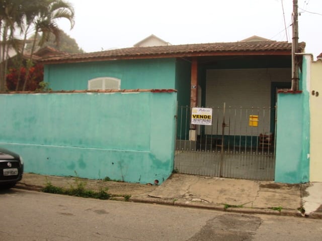 Casa com 300m² 2 quartos e 1 banheiro, à venda, no bairro Chácara Galega em Pindamonhangaba