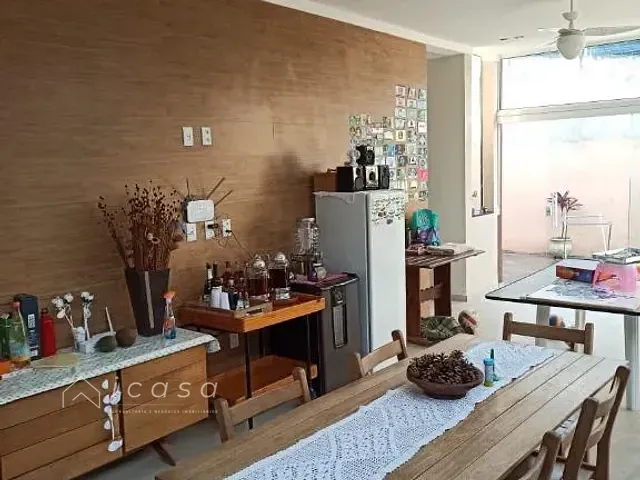 Casa com 290m² 4 quartos e 2 banheiros, à venda, no bairro Parque Residencial Maria Elmira em Caçapava