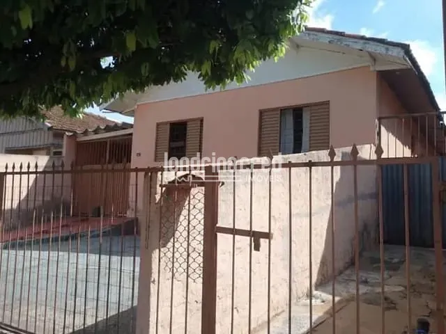 Casa com 280m² 2 quartos e 2 banheiros, à venda, no bairro Ideal em Londrina