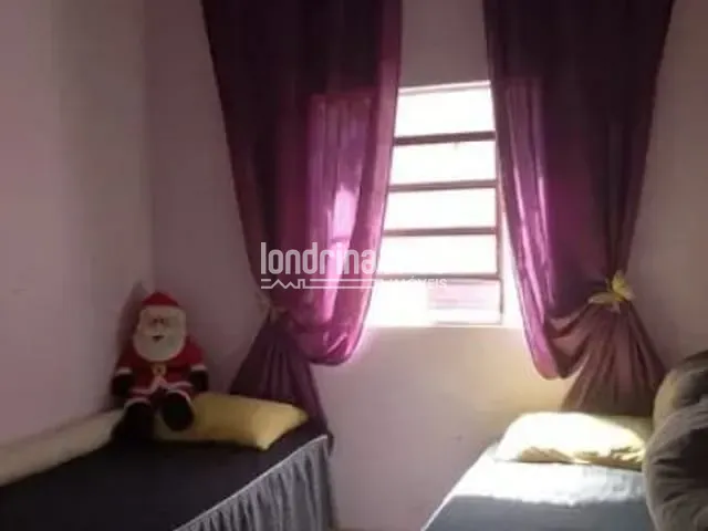 Casa com 280m² 2 quartos e 2 banheiros, à venda, no bairro Ideal em Londrina
