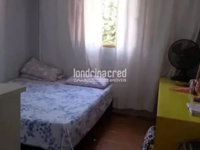 Casa com 280m² 2 quartos e 2 banheiros, à venda, no bairro Ideal em Londrina