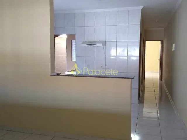 Casa com 125m² 2 quartos e 1 banheiro, à venda, no bairro Mantiqueira em Pindamonhangaba