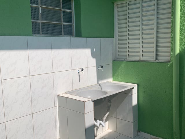 Casa com 125m² 2 quartos e 2 banheiros, à venda, no bairro Residencial e Comercial Cidade Jardim em Pindamonhangaba