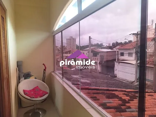 Casa com 150m² 3 quartos e 2 banheiros, à venda, no bairro Jardim Anhembi em São José dos Campos