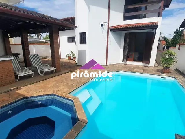 Casa com 360m² 4 quartos e 5 banheiros, à venda, no bairro Jardim das Colinas em São José dos Campos