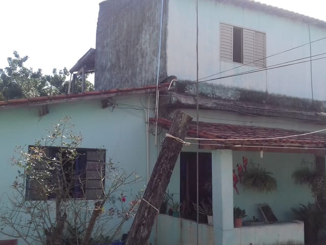 Casa à venda, no bairro Centro em Potim
