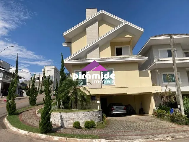 Casa com 250m² 3 quartos e 4 banheiros, à venda, no bairro Residencial Mantiqueira em São José dos Campos