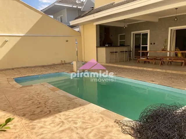 Casa com 250m² 3 quartos e 4 banheiros, à venda, no bairro Residencial Mantiqueira em São José dos Campos