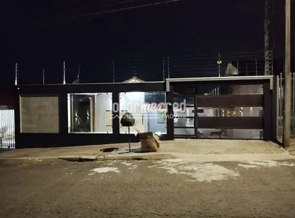 Casa, 3 quartos, 250 m² - Foto 1