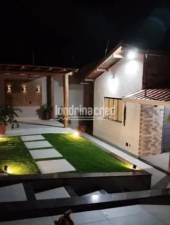 Casa, 3 quartos, 250 m² - Foto 2