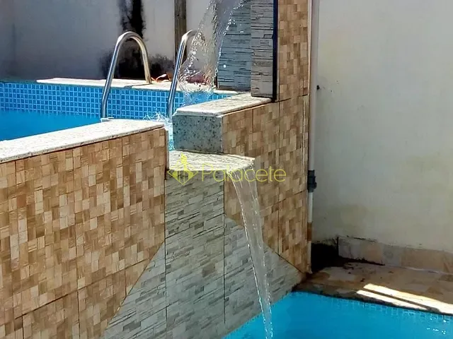 Casa com 550m² 2 quartos e 2 banheiros, à venda, no bairro Pedregulho em Guaratinguetá
