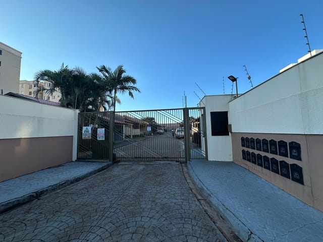 Foto do Casa - Casa à venda 2 Quartos, 1 Suite, 2 Vagas, 90M², Conjunto Habitacional Santiago II, Londrina - PR | RESIDENCIAL IPÊ | Londrina Cred Imóveis