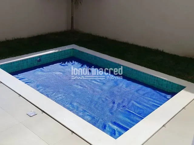 Casa com 268m² 2 quartos e 3 banheiros, à venda, no bairro Parque Tauá em Londrina