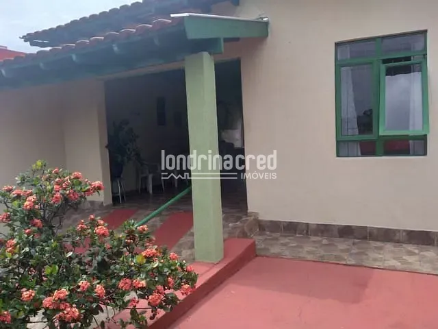 Casa com 250m² 2 quartos e 1 banheiro, à venda, no bairro Parque Residencial Liberdade em Londrina