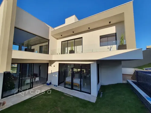 Casa com 472m² 4 quartos e 6 banheiros, à venda, no bairro Condomínio Residencial Alphaville II em São José dos Campos