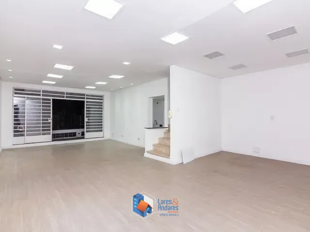 Casa com 180m² 4 quartos e 2 banheiros, à venda, no bairro Chácara Monte Alegre em São Paulo
