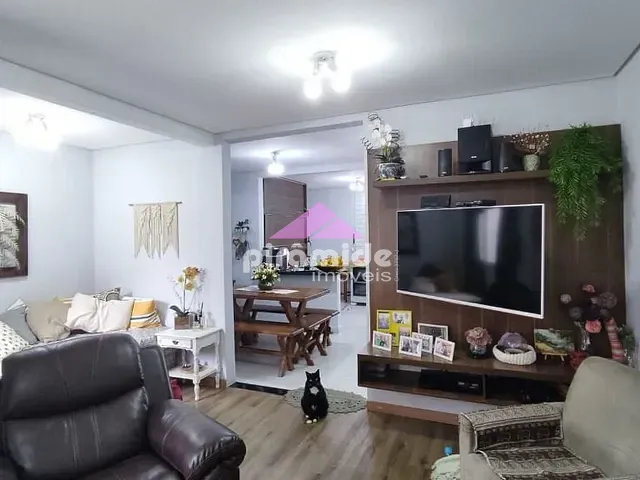 Casa com 257m² 3 quartos e 3 banheiros, à venda, no bairro Conjunto Residencial Vale dos Pinheiros em São José dos Campos