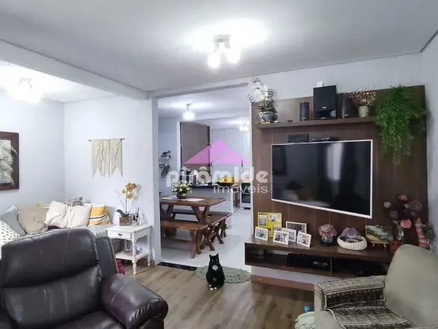 Casa com 257m² 3 quartos e 3 banheiros, à venda, no bairro Conjunto Residencial Vale dos Pinheiros em São José dos Campos