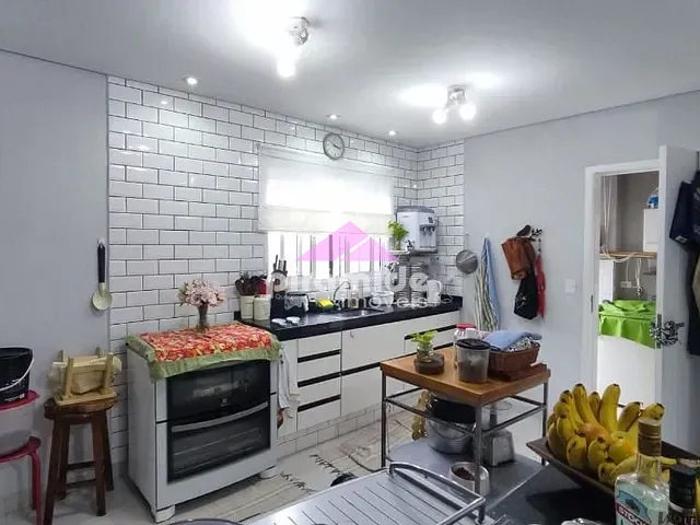 Casa com 257m² 3 quartos e 3 banheiros, à venda, no bairro Conjunto Residencial Vale dos Pinheiros em São José dos Campos