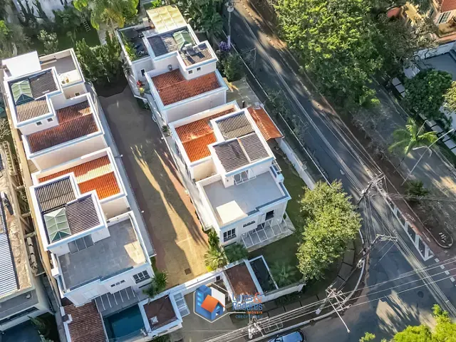 Casa com 186m² 4 quartos e 5 banheiros, à venda, no bairro Alto da Boa Vista em São Paulo