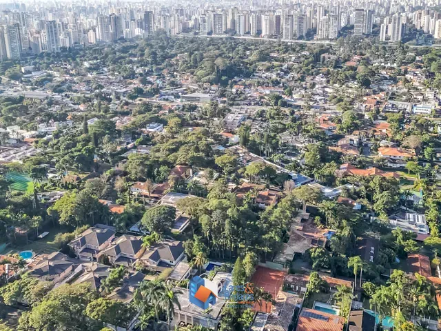 Casa com 186m² 4 quartos e 5 banheiros, à venda, no bairro Alto da Boa Vista em São Paulo