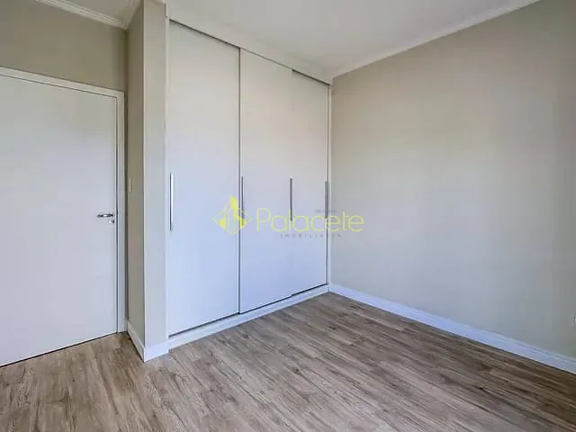 Casa com 300m² 3 quartos e 4 banheiros, à venda, no bairro Parque São Luís em Taubaté