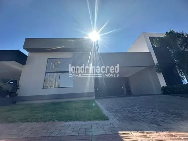 Casa com 309m² 3 quartos e 5 banheiros, à venda, no bairro Condomínio Santa Regina em Londrina