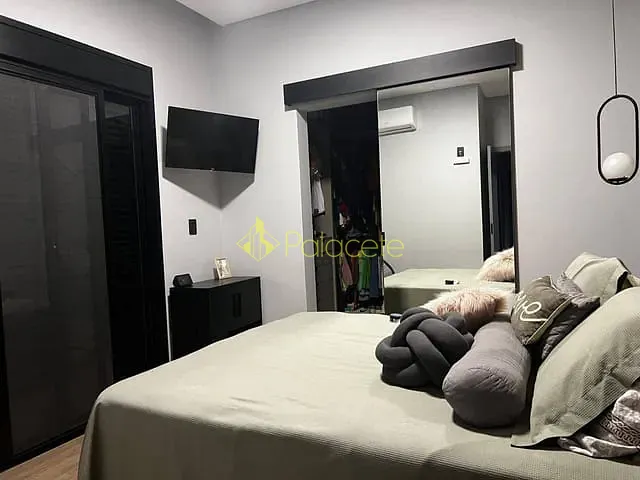 Casa 3 quartos e 3 banheiros, à venda, no bairro Residencial Vila Romana em Pindamonhangaba