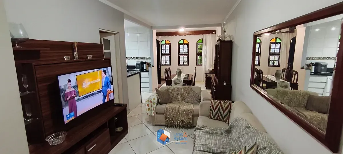 Casa, 3 quartos, 130 m² - Foto 1
